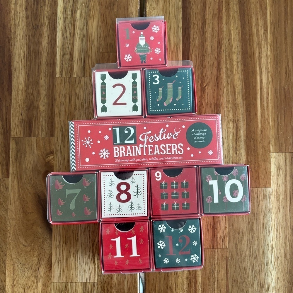 12‎ Days of Christmas 12 Festive Brain teasers Puzzle Game. NEW. SEALED
